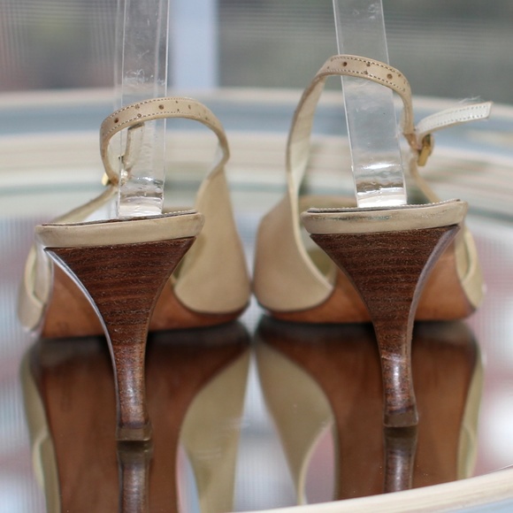 Gucci Square Toe Leather Slingback Pump (STEAL) - Picture 4 of 7